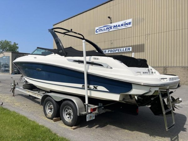 2015 Sea Ray 250 SLX